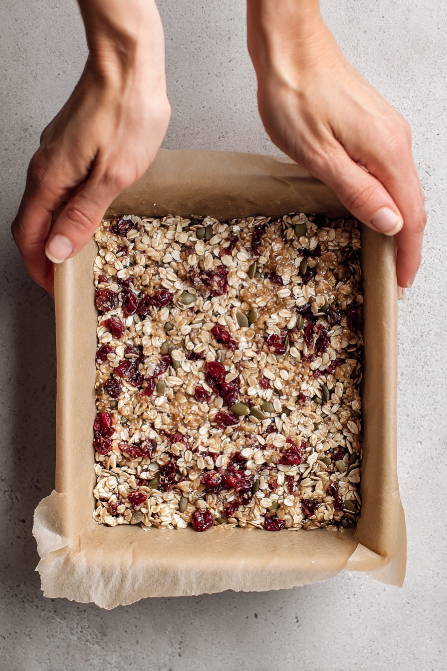 Raw Cranberry Energy Bars instructions process