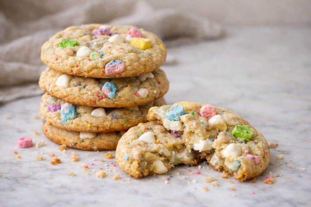 Lucky Charms Cookies featured image
