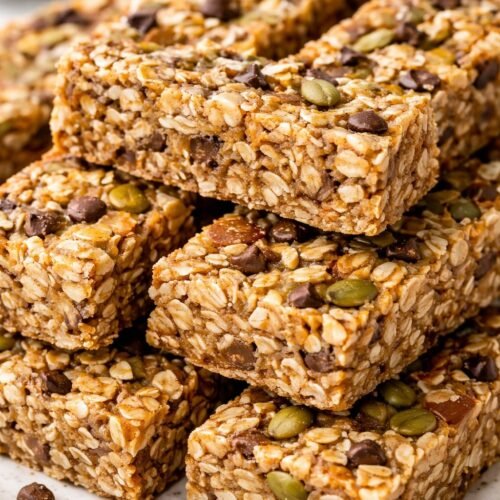 Healthy Chewy Granola Bars with Oats, Seeds & Honey recipe card image