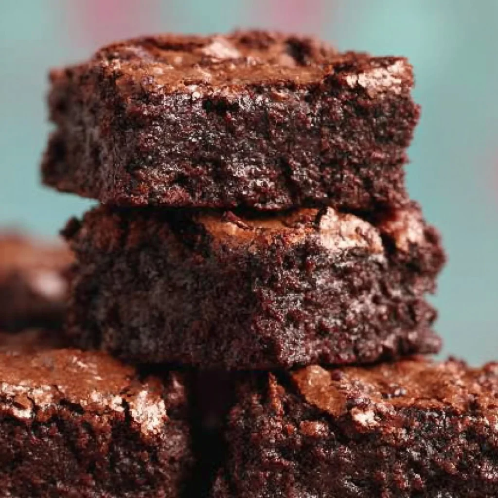 Delicious easy brownies fresh from the oven, perfect for dessert.